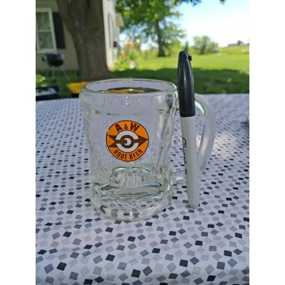 Vintage A & W Root Beer Heavy Glass Mug Arrow & Bullseye Logo 4 1/2 Inches Tall